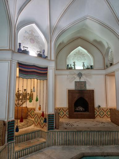 عکس انگورستان ملک التجار