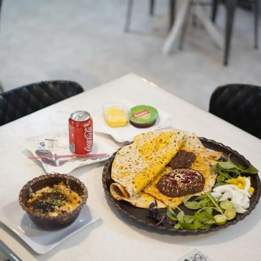 عکس رستوران چهارباغ