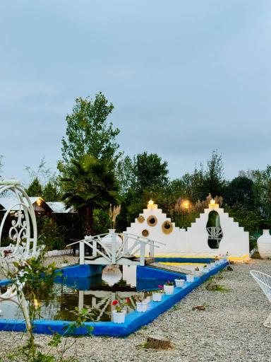 عکس کافه باغ امپراطور