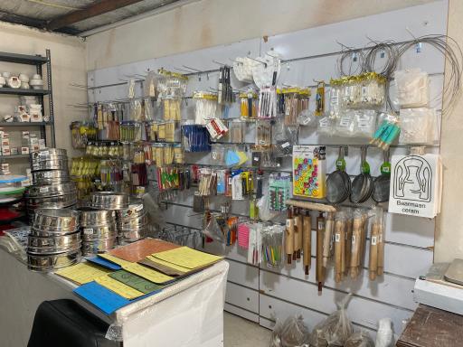 عکس فروشگاه سفال و سرامیک بارمان سرام