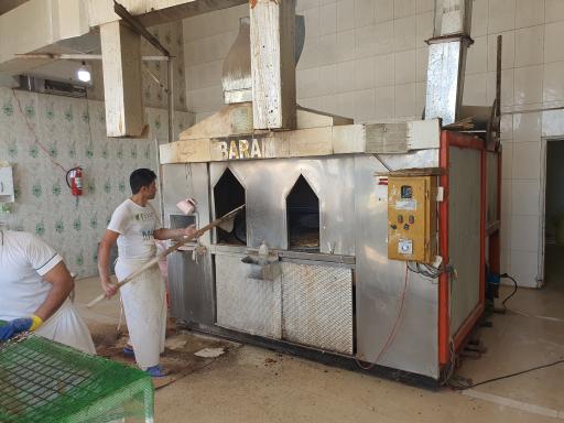 عکس نانوایی لواش و سنگک حداد