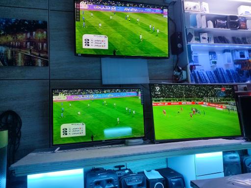 عکس تعمیرگاه تلویزیون و اسپیکر