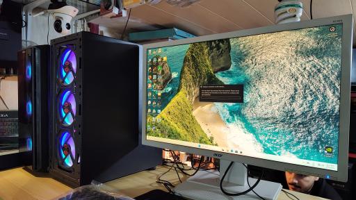 عکس اورژانس رایانه خرید فروش تعمیرات