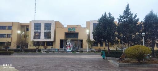 عکس دانشگاه آزاد اسلامی واحد مشهد