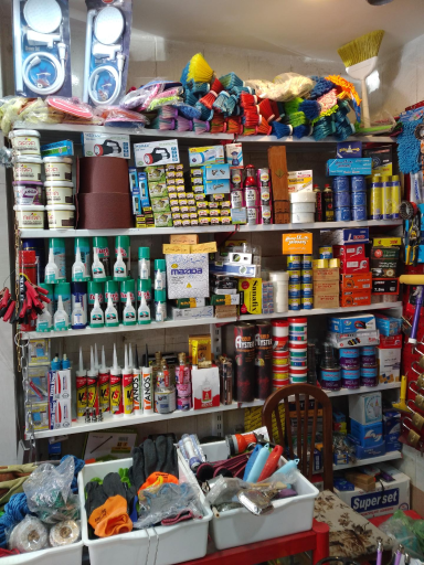 عکس رنگ و ابزار