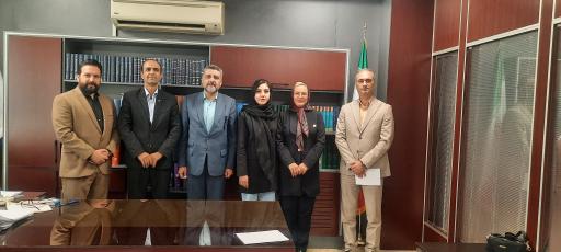 عکس دفتر وکالت فاطمه صدق آمیز