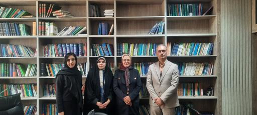 عکس دفتر وکالت فاطمه صدق آمیز