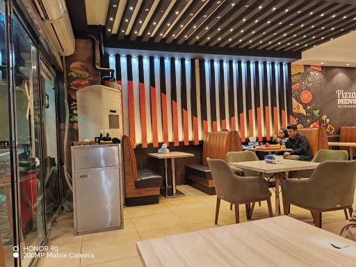 پیتزا لموند