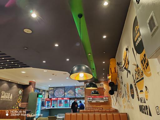 پیتزا لموند