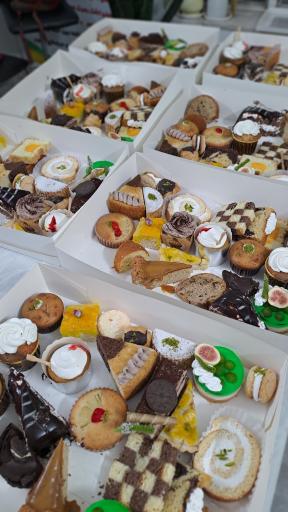 عکس آموزشگاه عطر لیمو