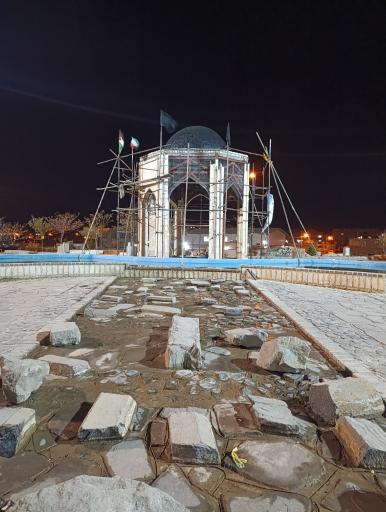 عکس مقبره شهید گمنام بوستان الهیه
