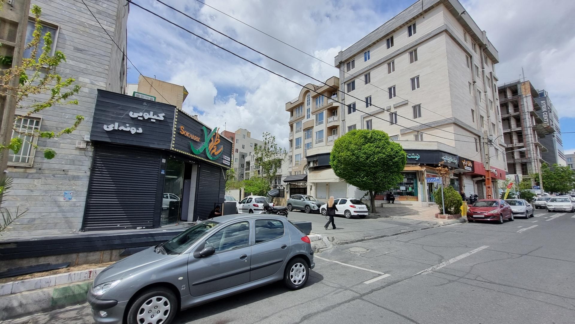 عکس فست فود سوخاریکس