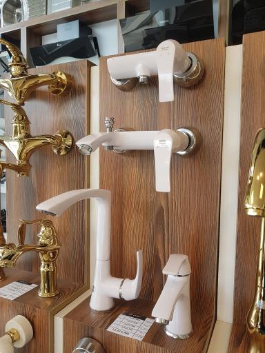 عکس فروشگاه پیشرو