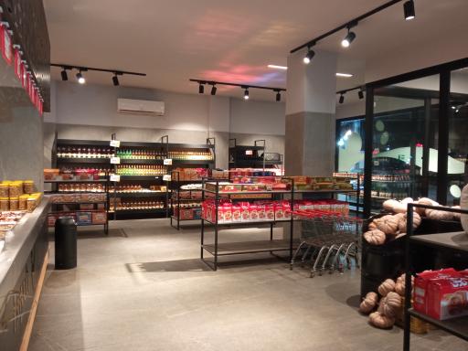 عکس فروشگاه لویه رودبار