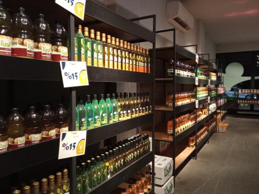 عکس فروشگاه لویه رودبار