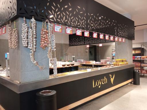 عکس فروشگاه لویه رودبار