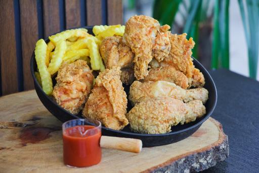 عکس کنتاکی و فست فود لابروس