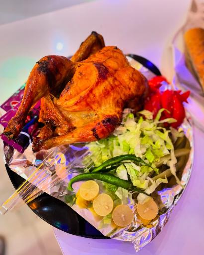 عکس پیتزا ساندویچ برگ سبز