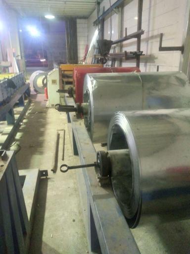 عکس آهن فروشی و کارخانه ورق شیروانی رضا صفری