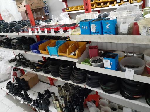 عکس دنیای پیچ و مهره قهرمانی