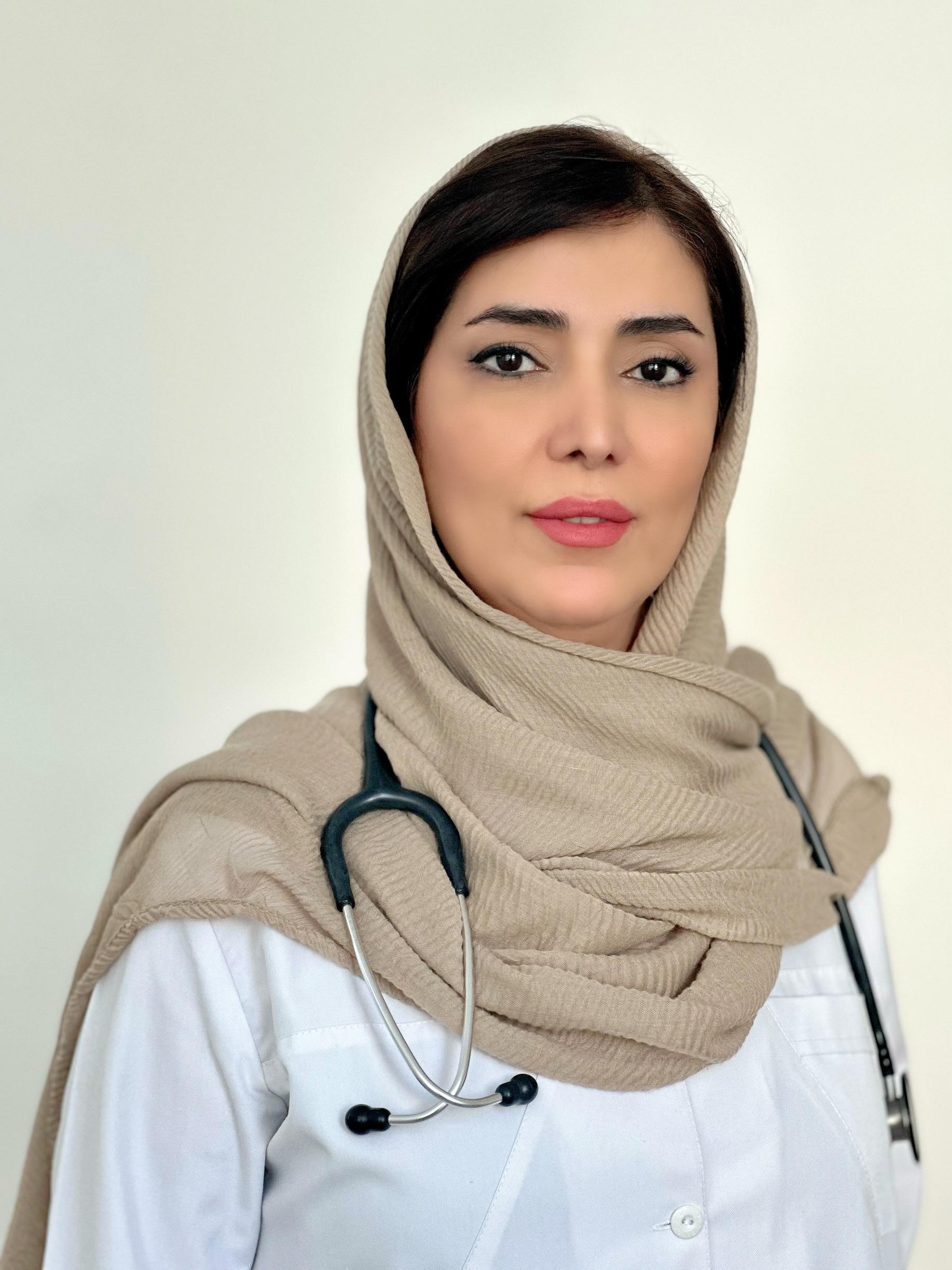 عکس دکتر فاطمه هدایی