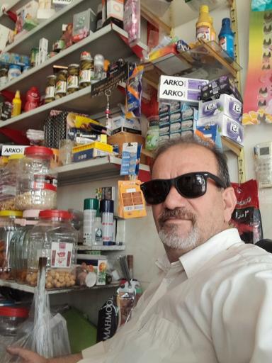 عکس سوپرمارکت گلستان