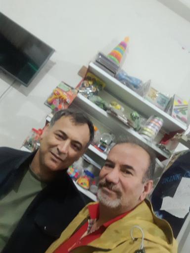 سوپرمارکت گلستان