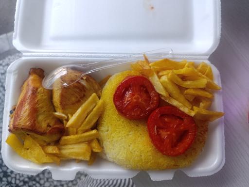 عکس تهیه غذای لذیذ