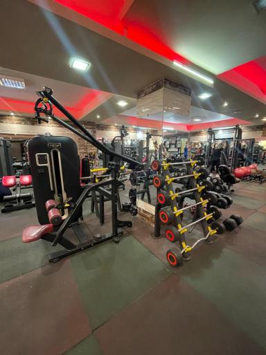 عکس باشگاه بدنسازی زعفرانیه 