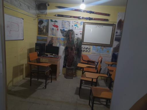 عکس آموزشگاه‌ فنی‌ و حرفه‌ای‌ کار و کوشش