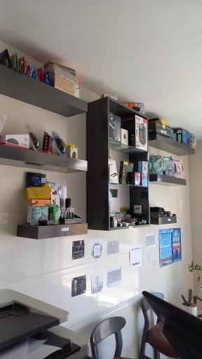 عکس خدمات کامپیوتری پی سی پلاس