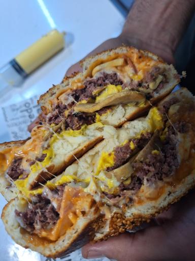 عکس فست‌ فود ژاو