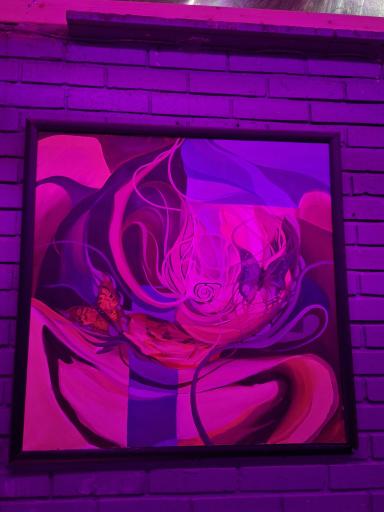 عکس کافه بنفش