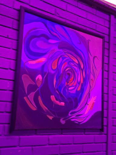 عکس کافه بنفش