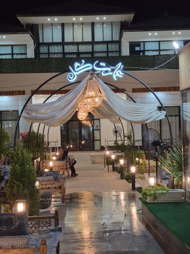 عکس تالار باغ عمارت گل