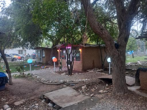 عکس باغ رستوران قصر سفید