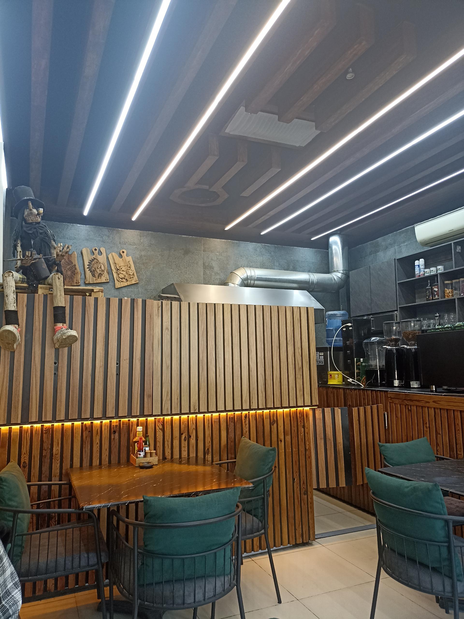 عکس کافه فست فود ریبار