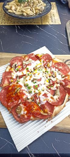 عکس کافه فست فود ریبار