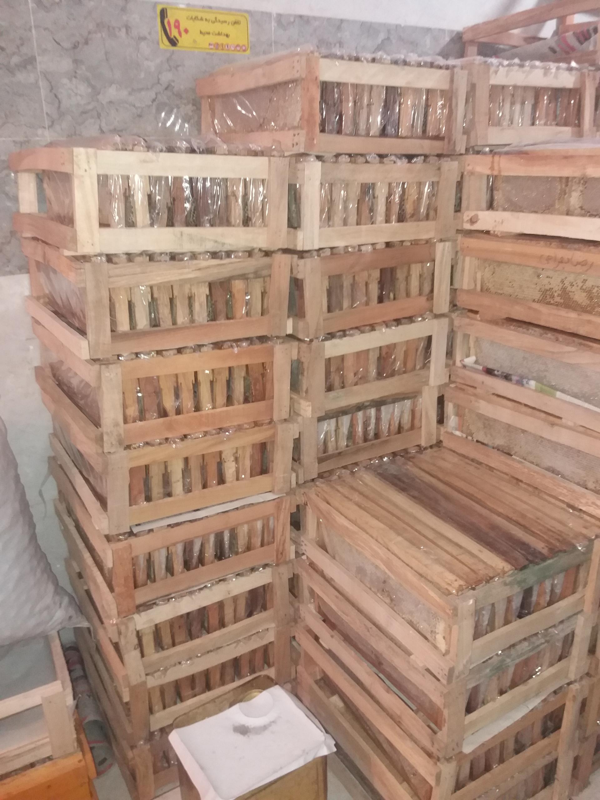 عکس عسل فروشی پژمان 