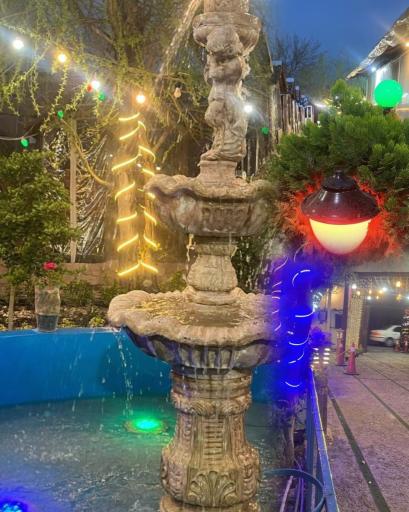 عکس باغچه رستوران ایرانی