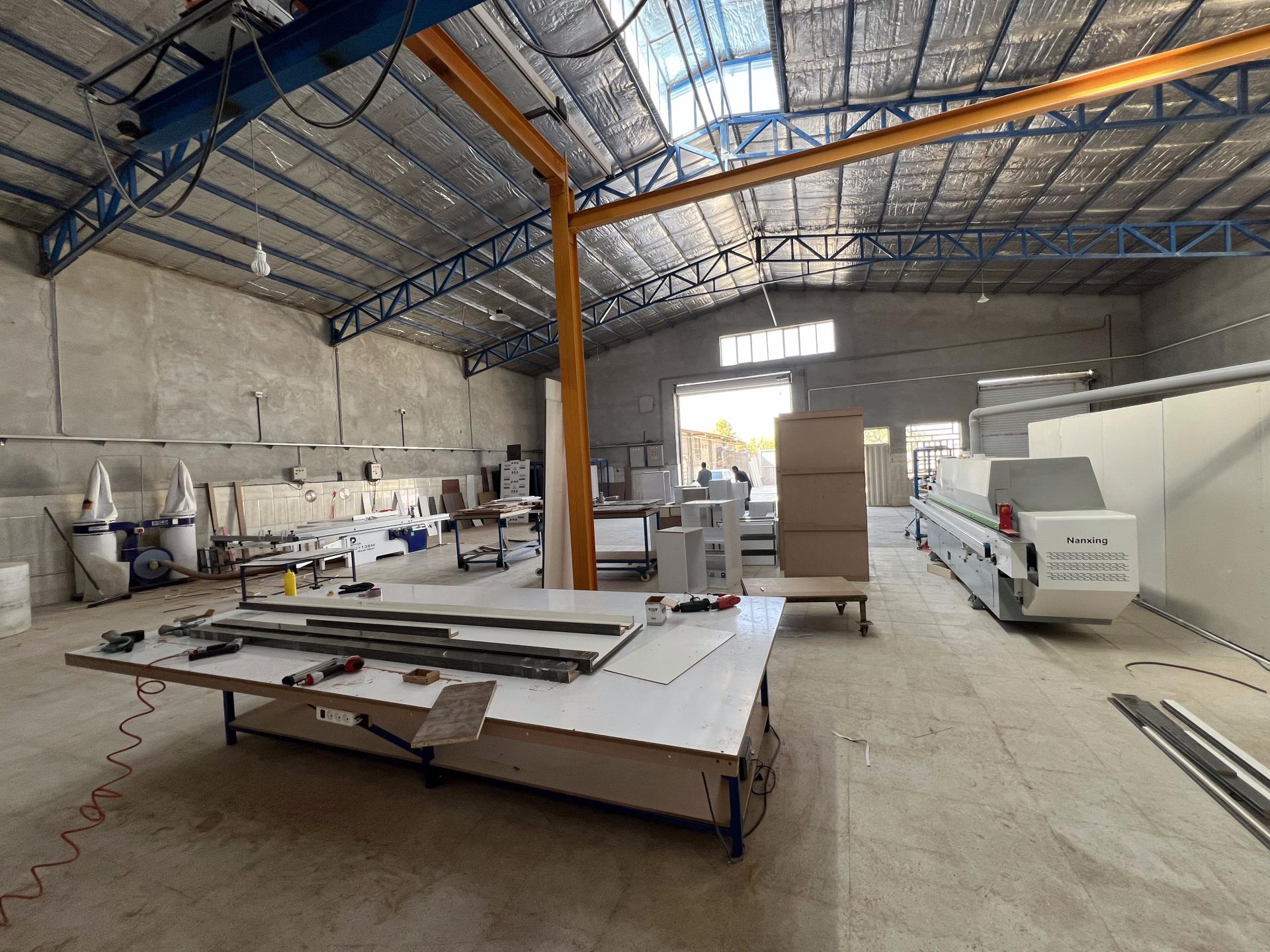 عکس دکوراسیون و کابینت کهن چوب یزد