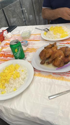 عکس رستوران اکبر جوجه آمل شعبه مرکزی و اصلی