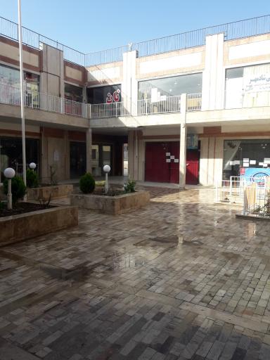 عکس مجتمع تجاری فروردین