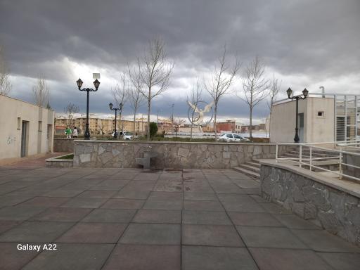 عکس میدان فرشته