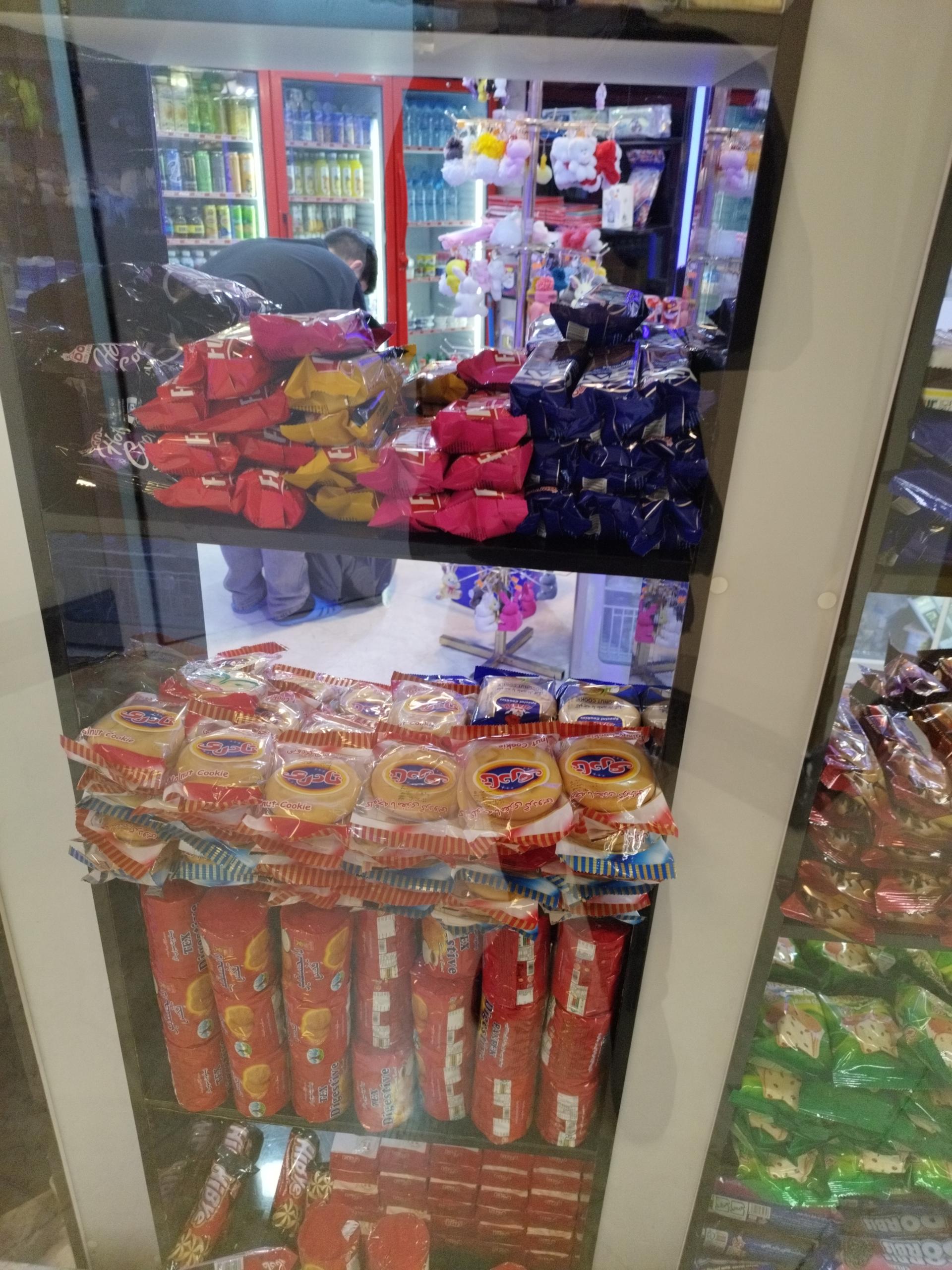 عکس سوپرمارکت فوکا