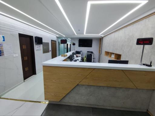 عکس آزمایشگاه مهر