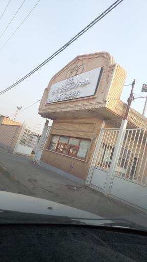 عکس سالن ورزشی شهدای کارگر