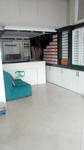 عکس فروشگاه باقرپور