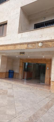 عکس بلوک یک ساختمان پزشکان