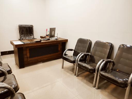 عکس مشاور املاک ظهرابی